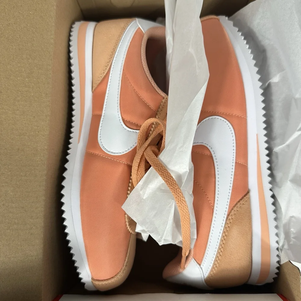 Nike Cortez TXT GS Apricot Agate/ White Size 5Y IF1615-800
